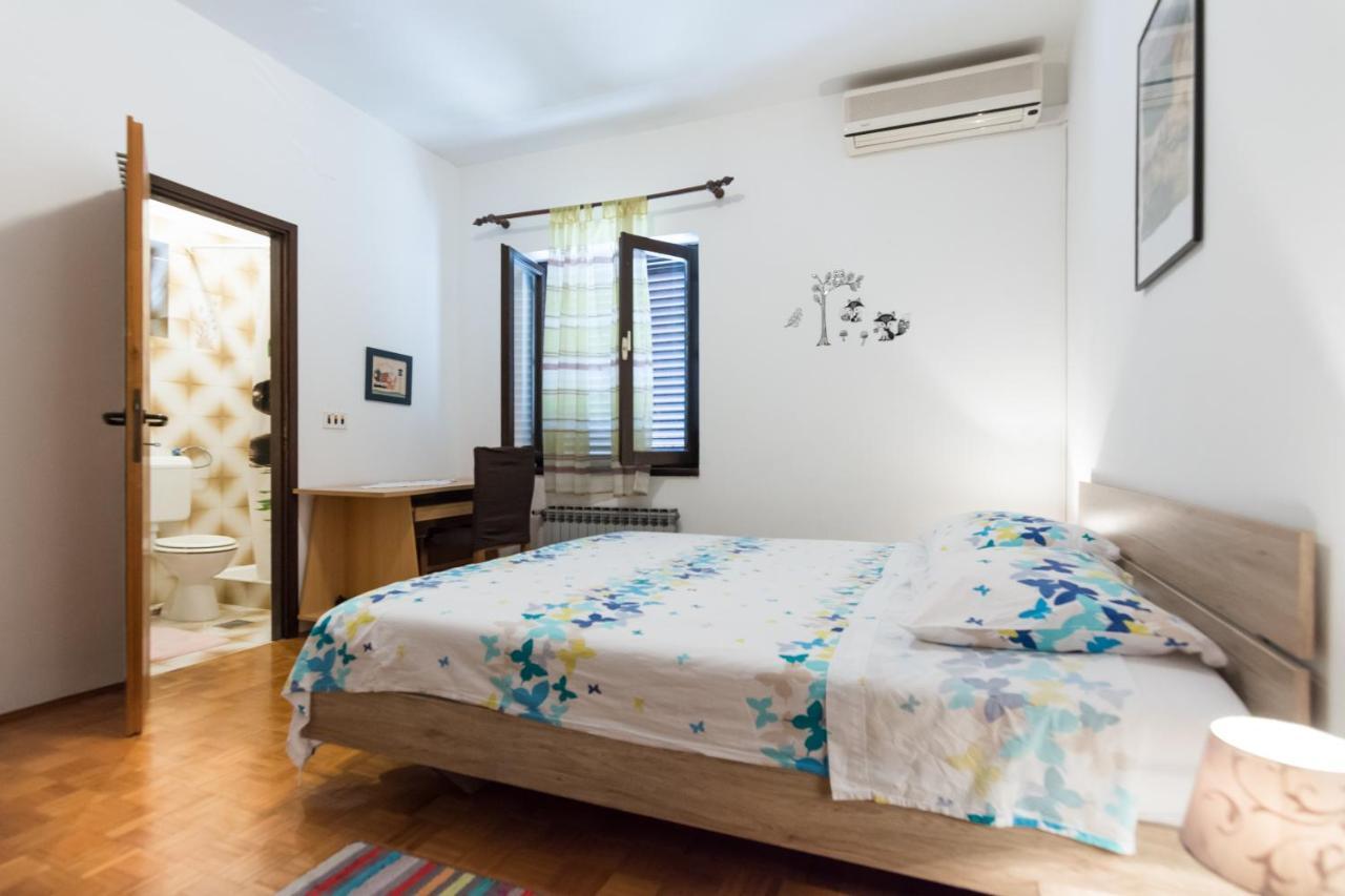 Apartman Zvjezda Biograd Na Moru Exterior foto