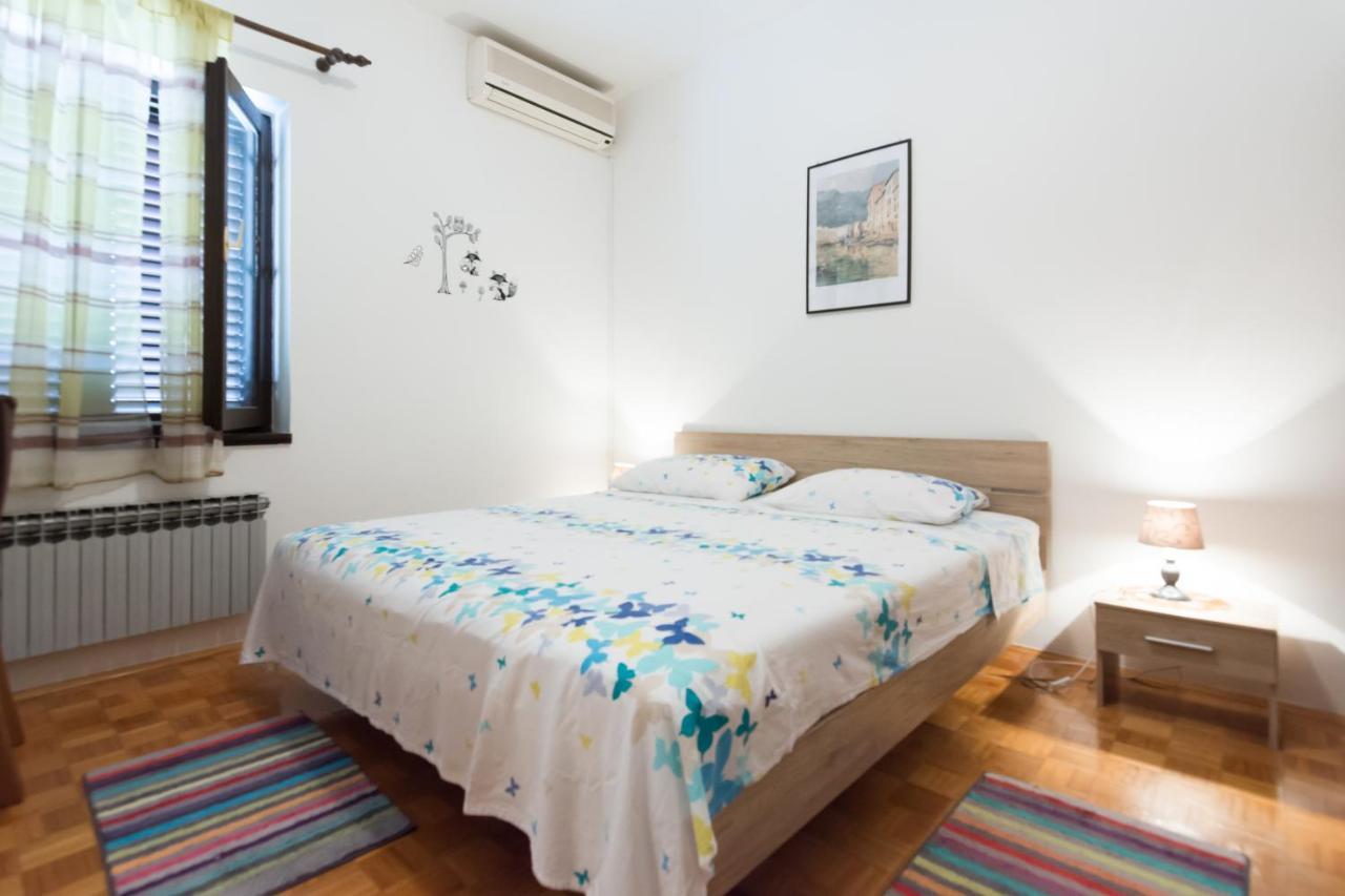 Apartman Zvjezda Biograd Na Moru Exterior foto