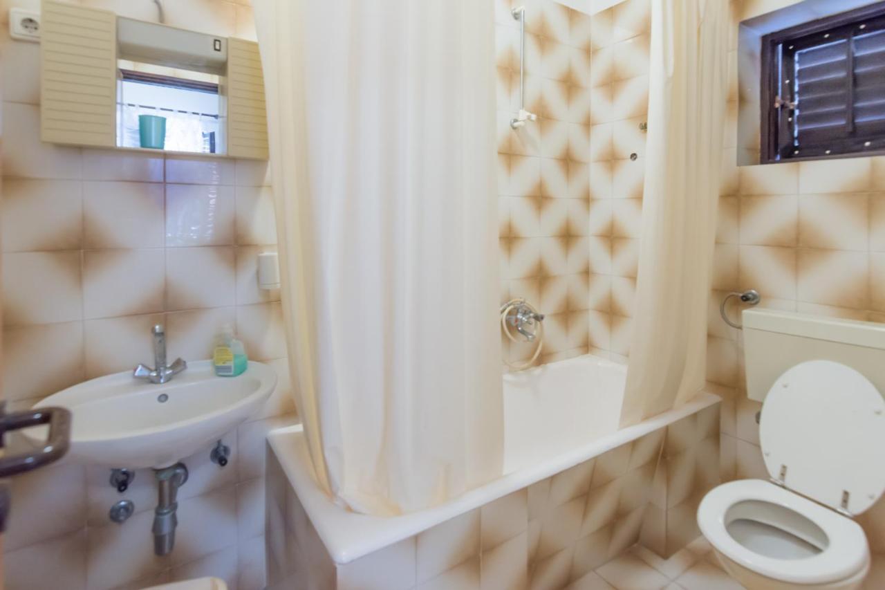 Apartman Zvjezda Biograd Na Moru Exterior foto